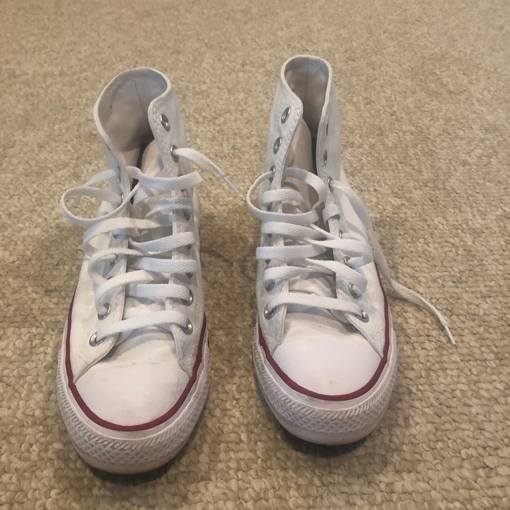 ONLY WORN TWICE! Look barely worn! Converse High Tops. Women’s size 8.5